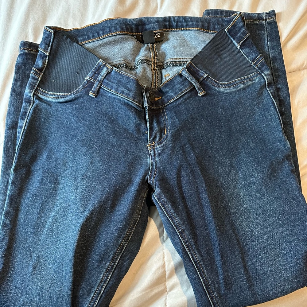 Indigo blue maternity jeans. Under belly